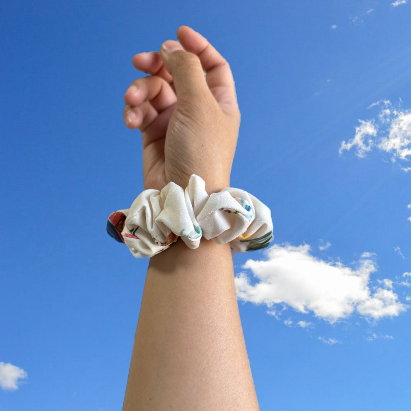 Scrunchies Cream Floral